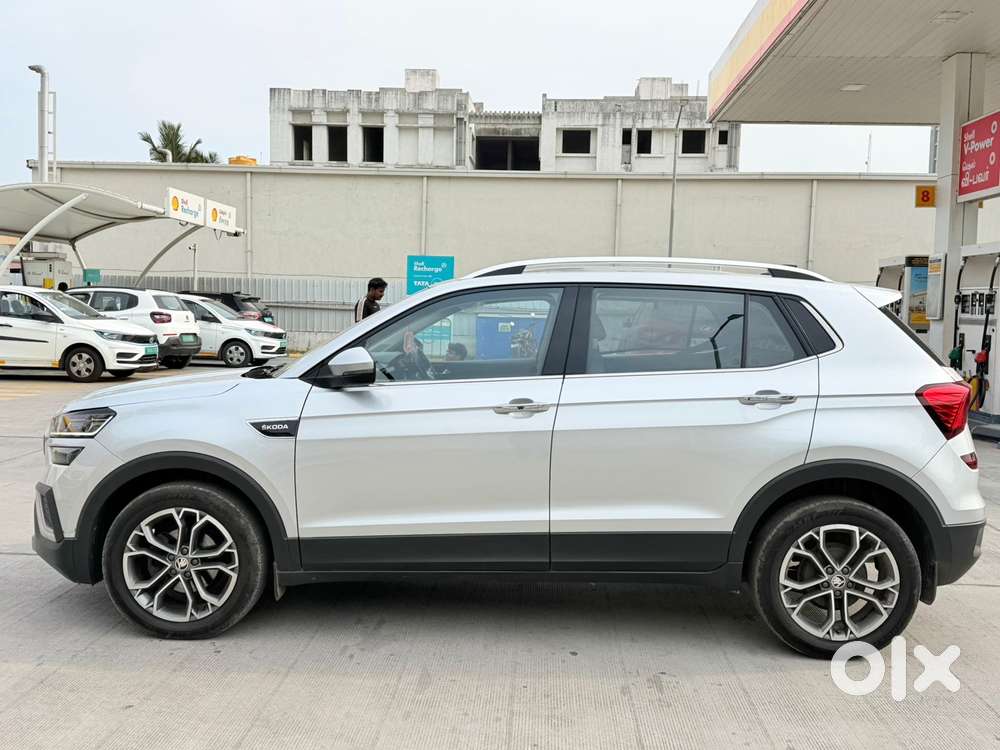 Skoda Kushaq 1.0 Tsi Style, 2023, Petrol