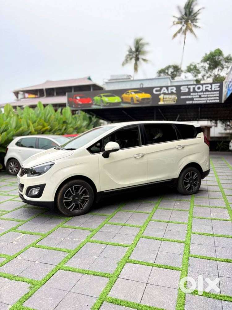 Mahindra Marazzo 1.5 M6 Plus 8 Str, 2021, Diesel