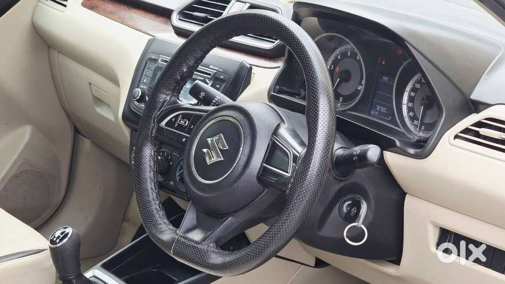 Maruti Suzuki Swift Dzire Vxi(o) Mt, 2017, Petrol