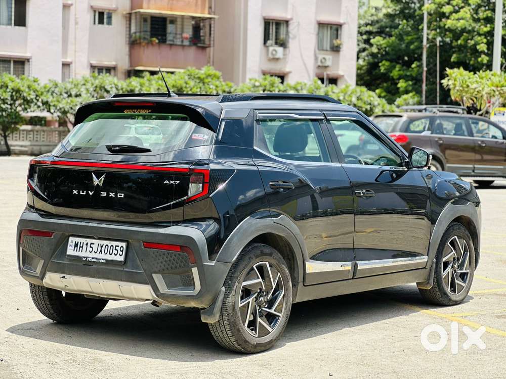 Mahindra Xuv 3xo Ax7 Diesel Mt, 2024, Diesel
