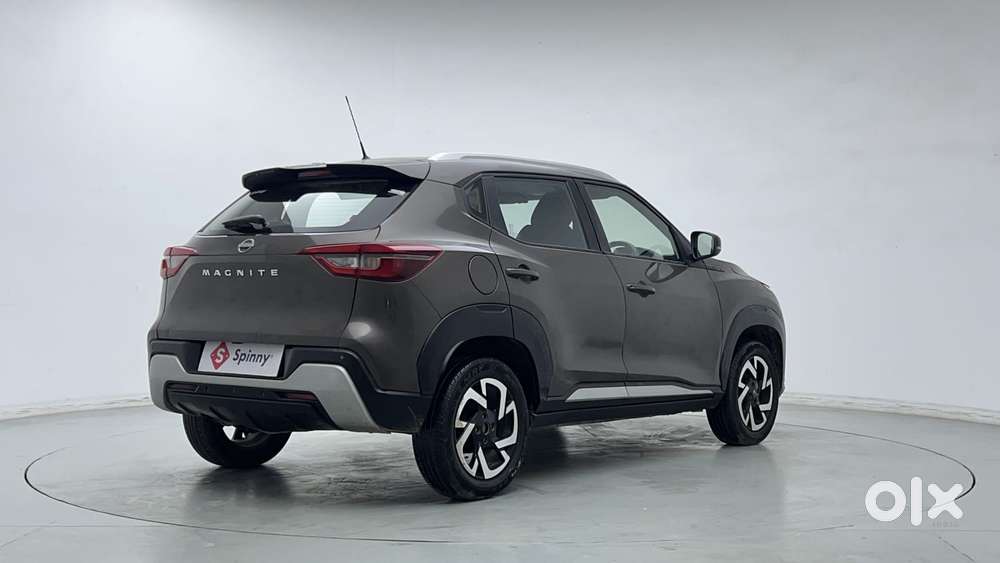 Nissan Magnite 1.0 Xv Executive, 2021, Petrol