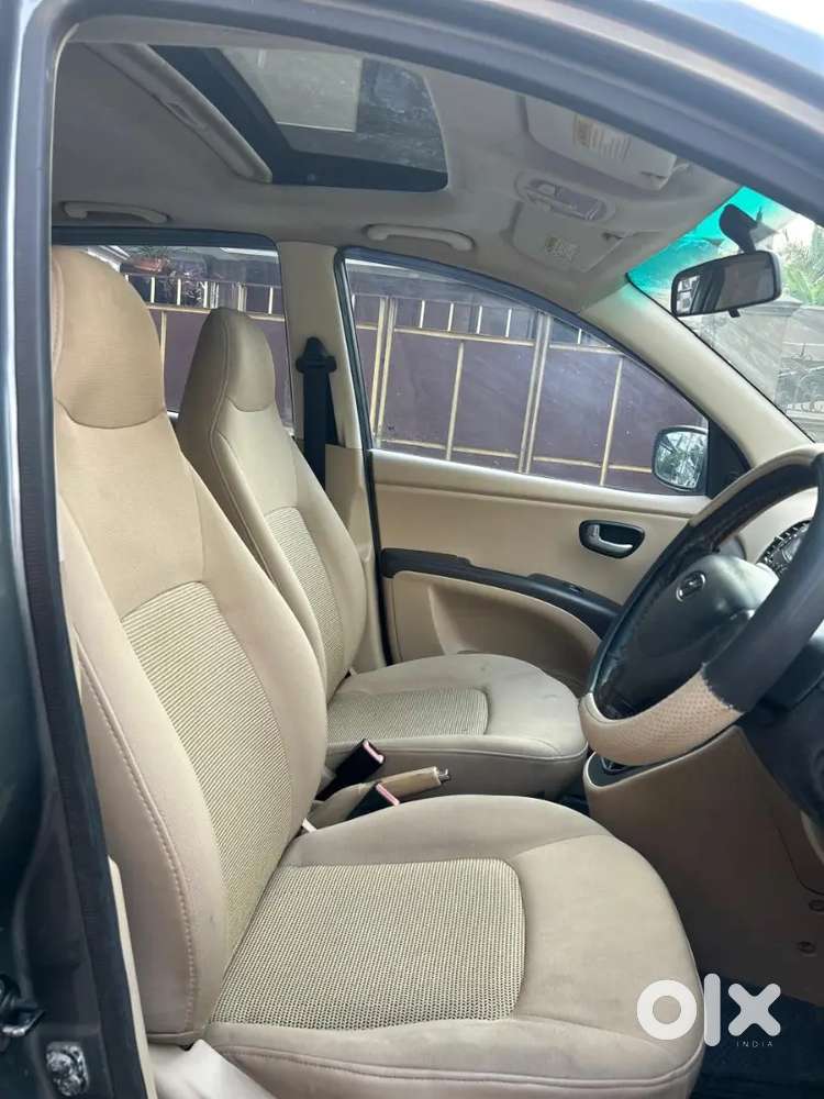 Hyundai  I10 Asta Sunroof 2009 Top Model