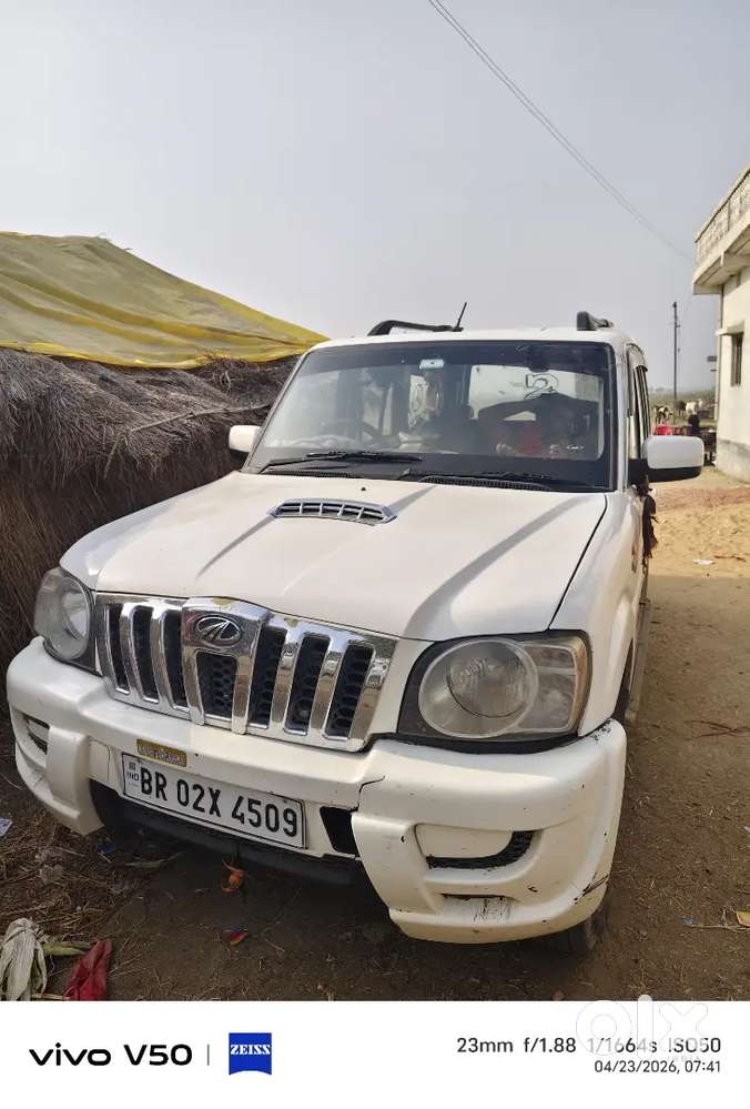 Gari Fully Condition Me Hai