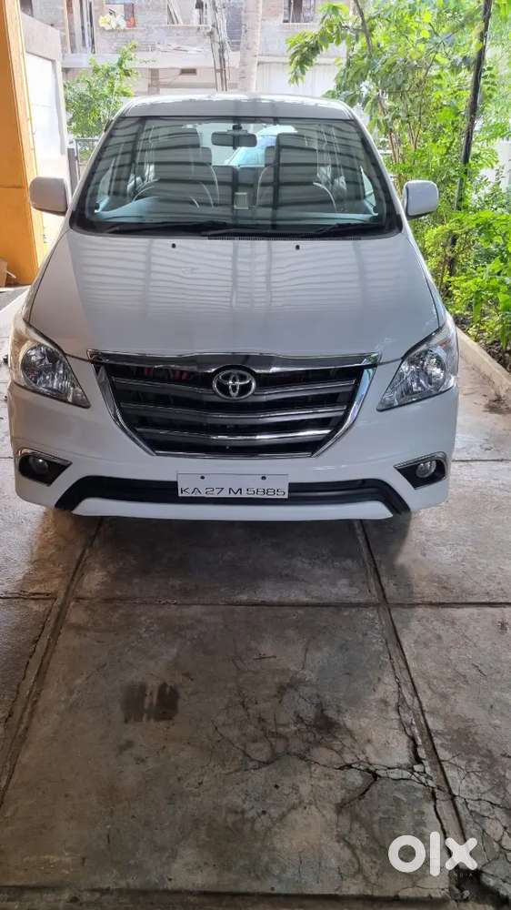 Toyota Innova 2.5 2012 4th Owner