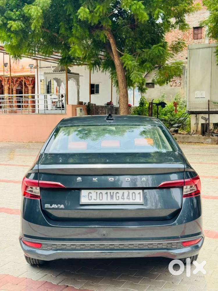 Skoda Slavia 1.0 Active Tsi, 2022, Petrol