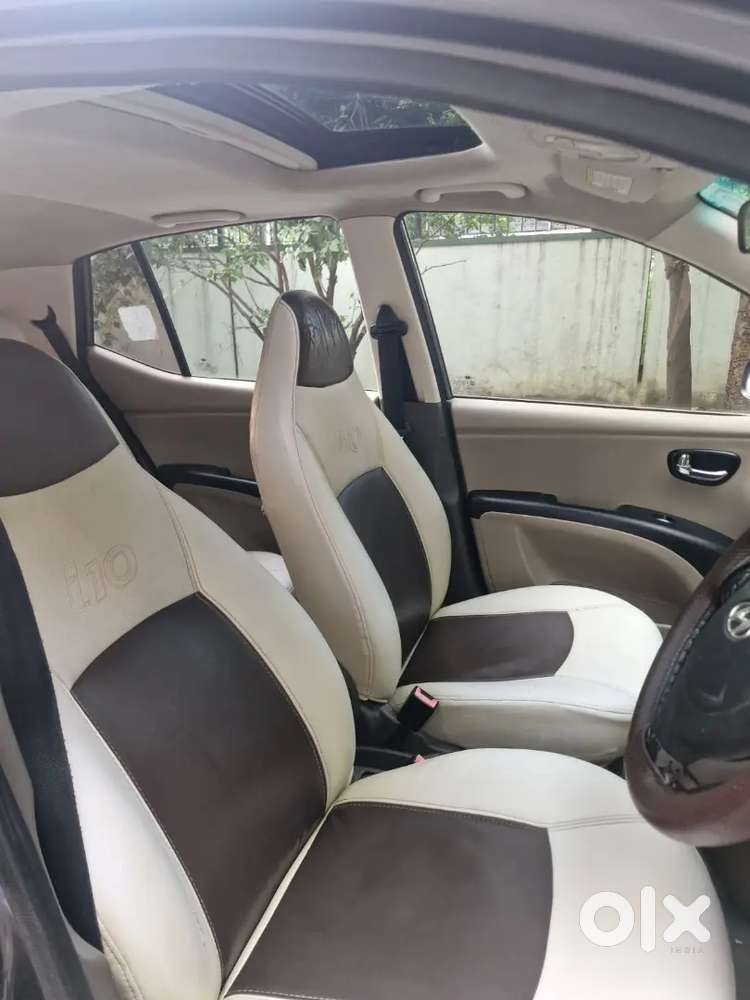 Hyundai I10 Asta Sunroof 2011 Petrol Automatic