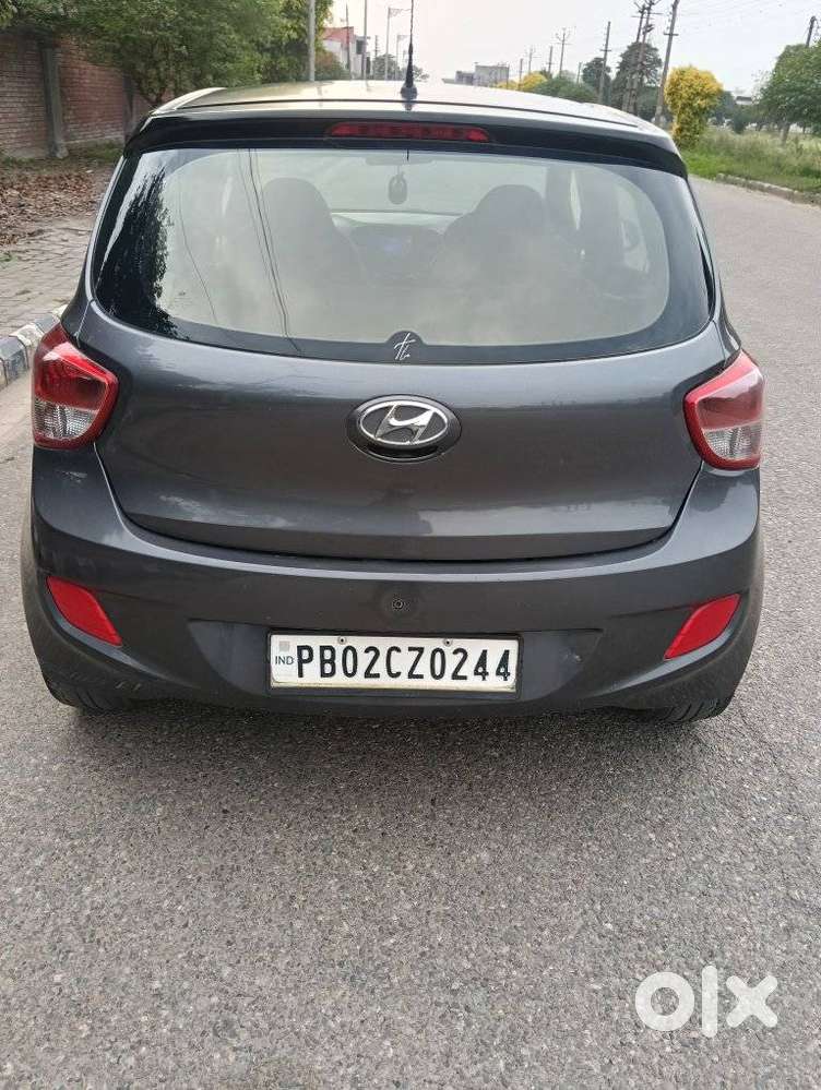 Hyundai Grand I10 2016-2017 Magna At, 2016, Petrol
