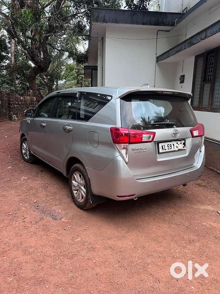 Toyota Innova Crysta 2017 Diesel Well Maintained
