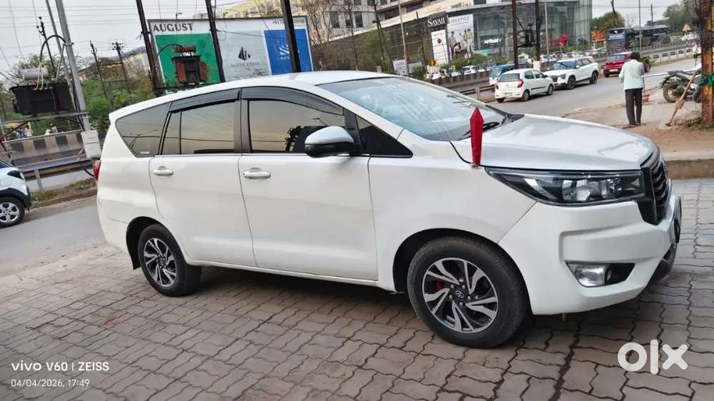 Toyota Innova Crysta 2.4 G 2021