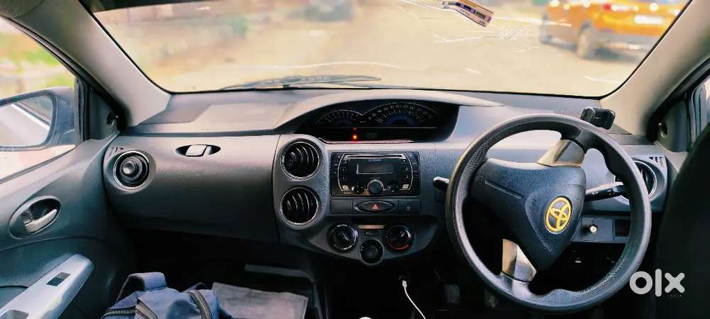 Toyota Etios Liva Petrol 2014 Year