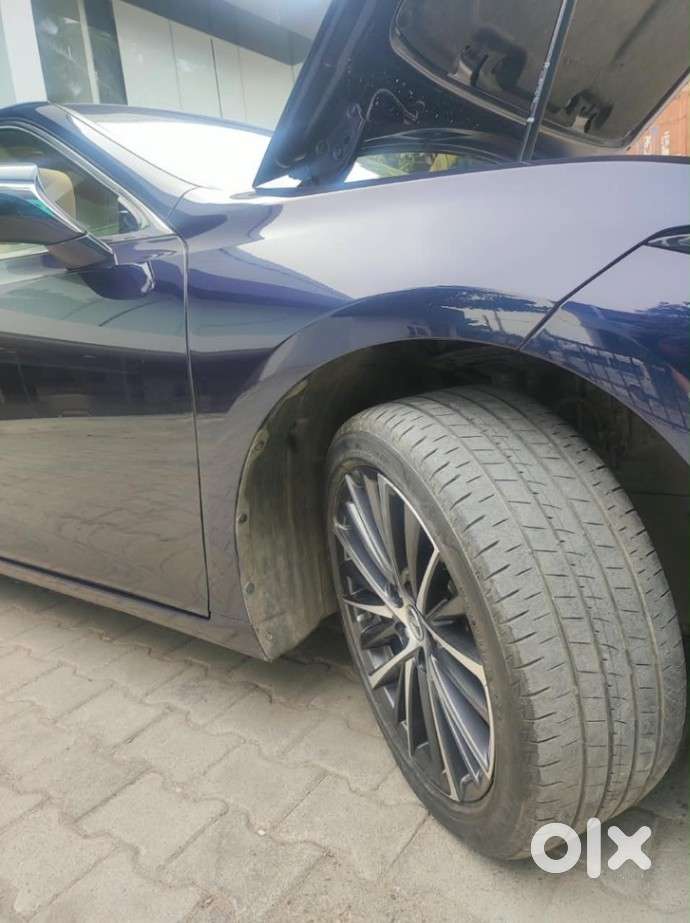 Lexus Es 300h Luxury, 2024, Petrol