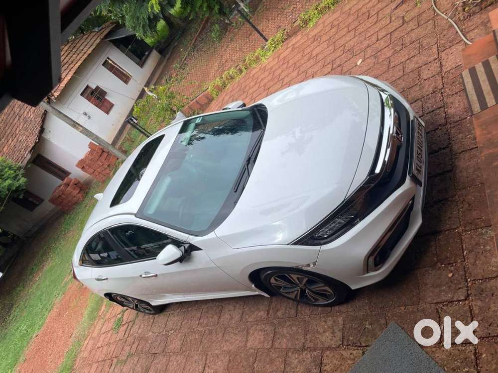 Mint Condition Honda Civic Zx Cvt, Sunroof, Full History, Ernakulam