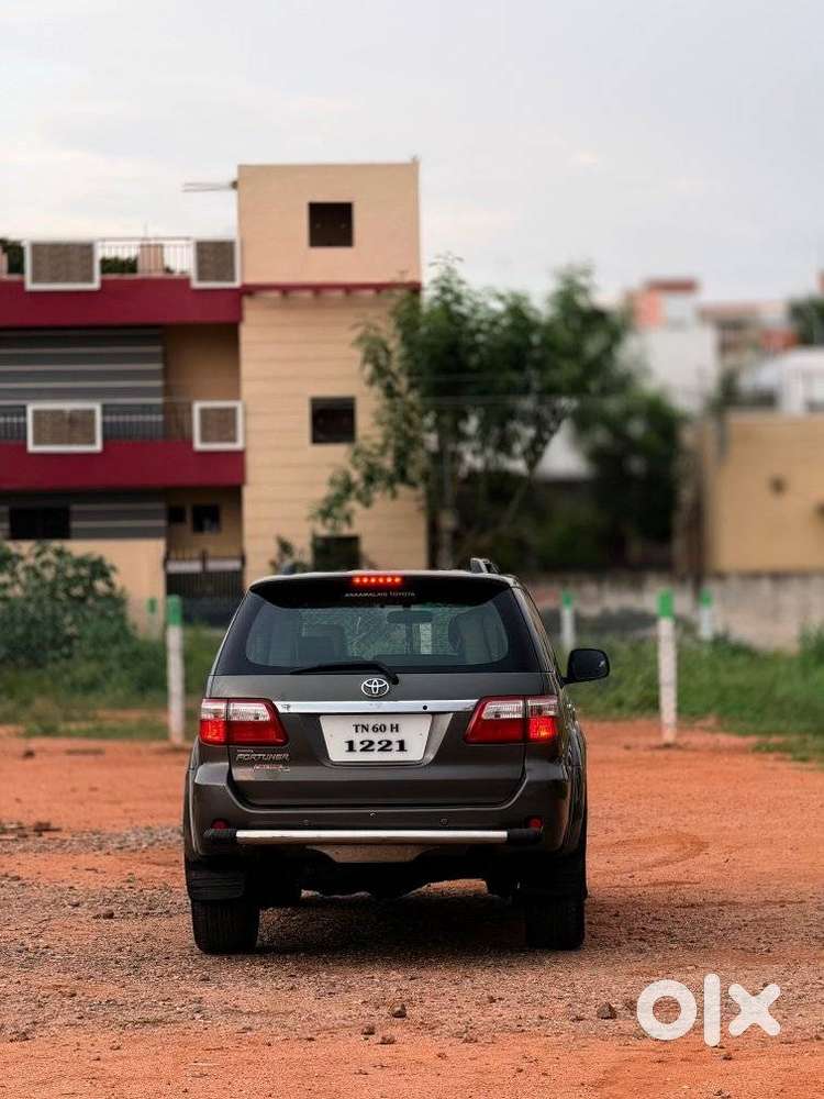 Toyota Fortuner, 2011, Diesel