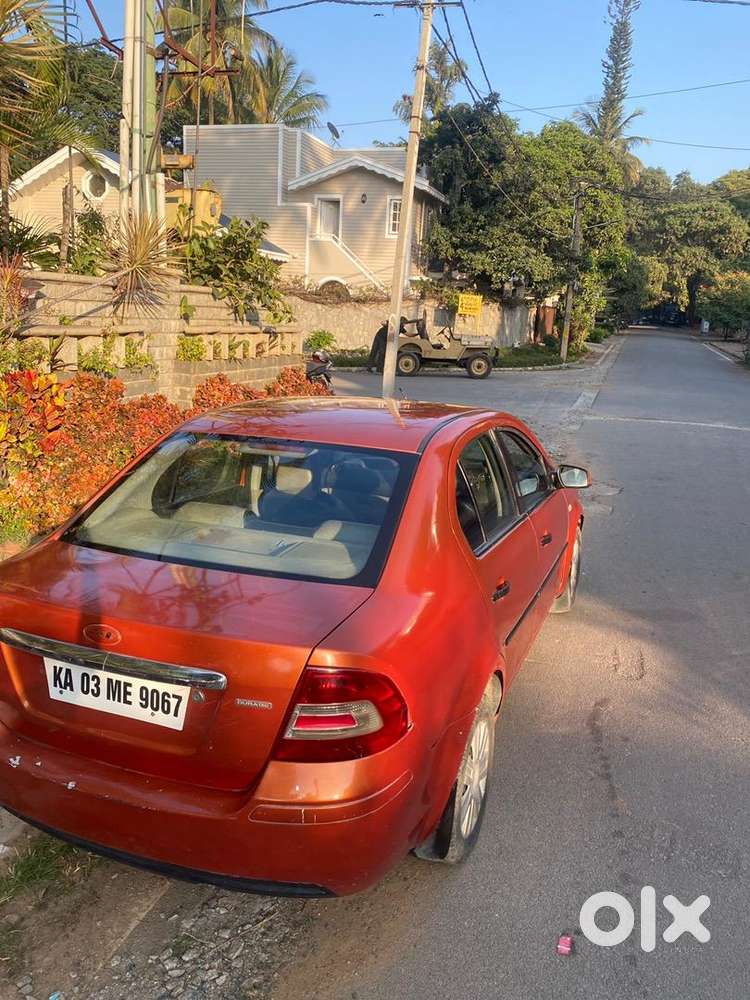 Ford Car Manual 2006