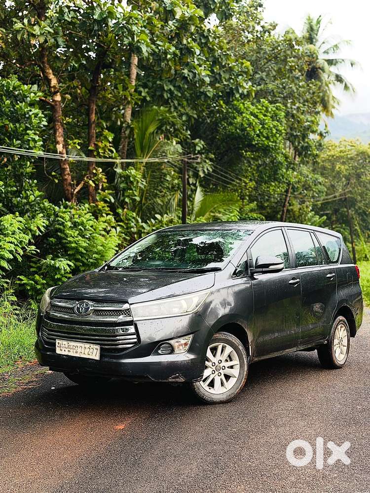 2016 Toyota Innova Crysta 2.8 G