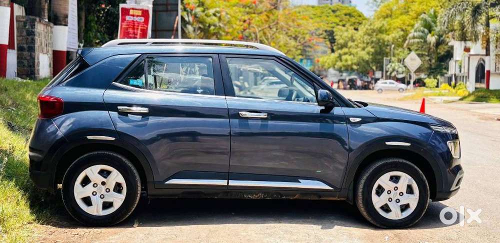 Hyundai Venue S, 2019, Petrol