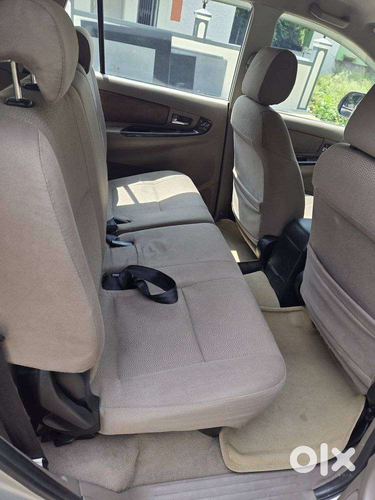 Toyota Innova 2.5 V 7 Str, 2015, Diesel