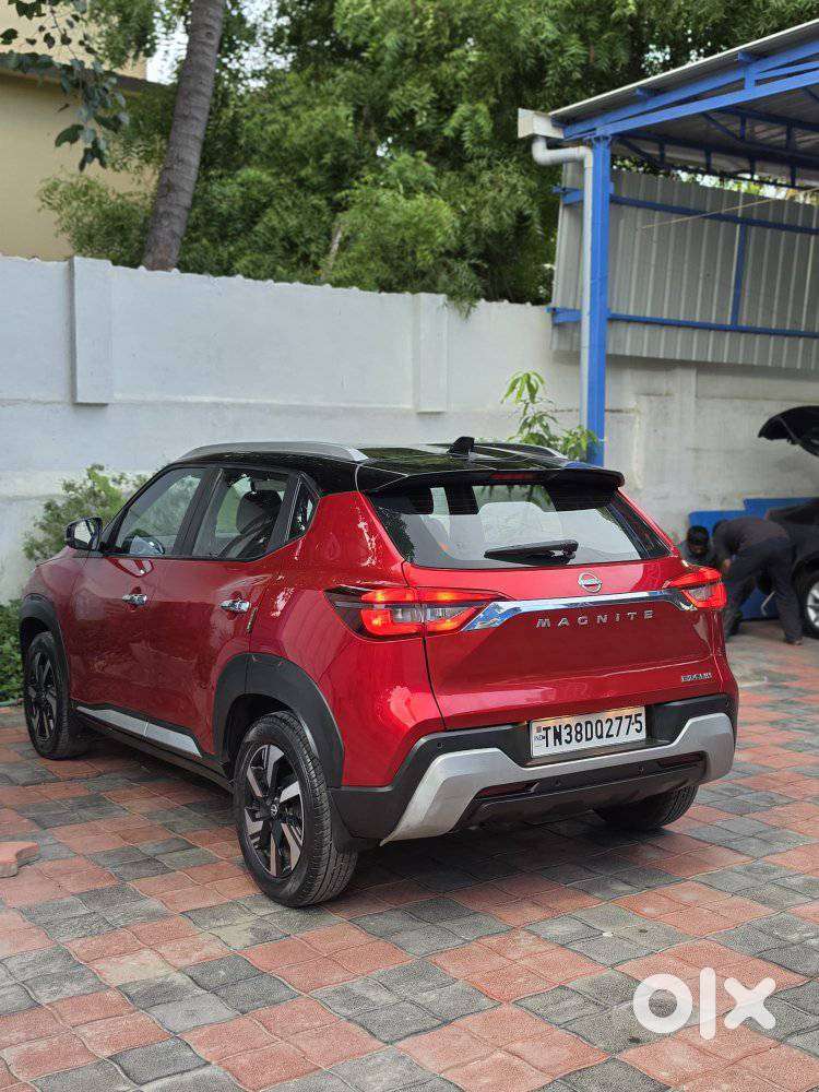 Nissan Magnite N-connecta B4d 1.0 Amt Cng, 2025, Cng & Hybrids