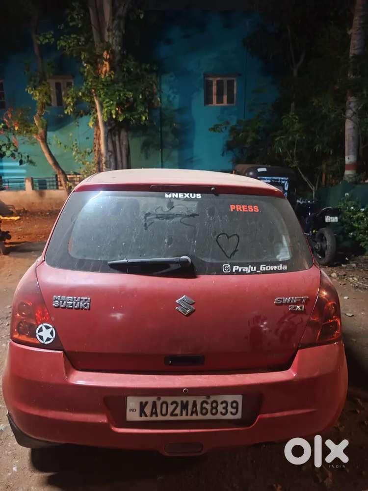 Front Glass Small Air Crack