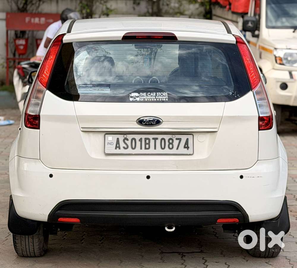 Ford Figo 1.2p Trend Mt, 2015, Petrol