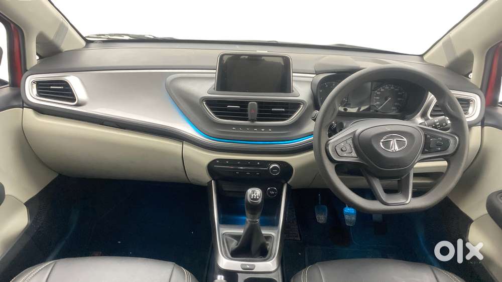 Tata Altroz Xz, 2023, Petrol