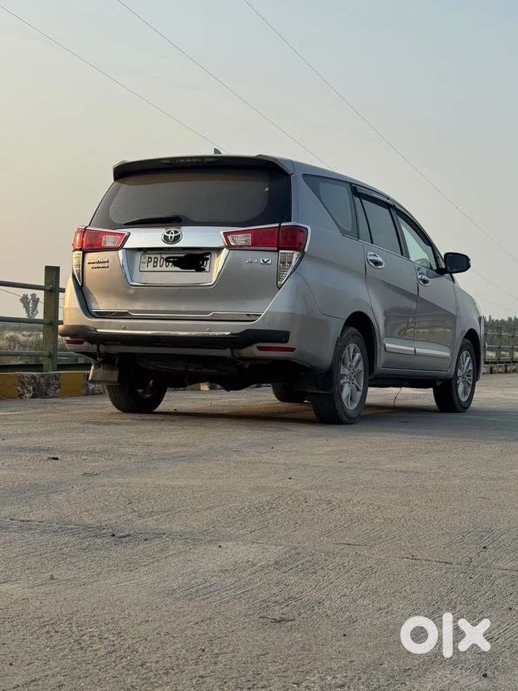 Toyota Innova Crysta 2017 119000 Km Driven