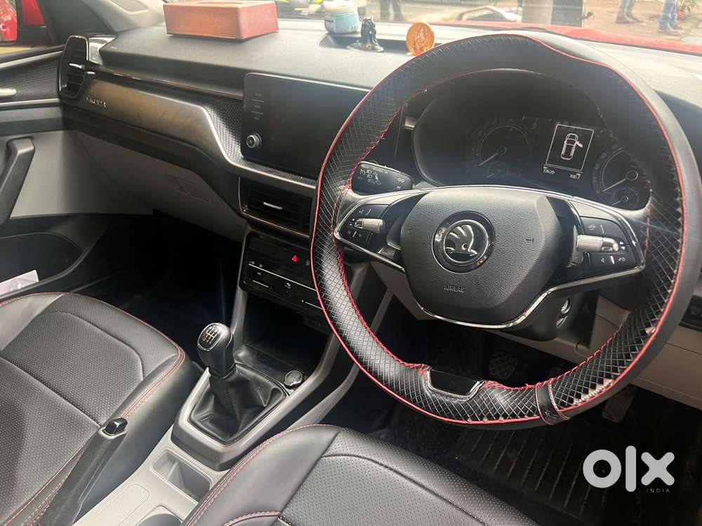 Skoda Kushaq 1.0 Tsi Ambition, 2023, Petrol