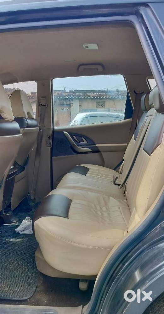 Mahindra Xuv500 W8, 2015, Diesel