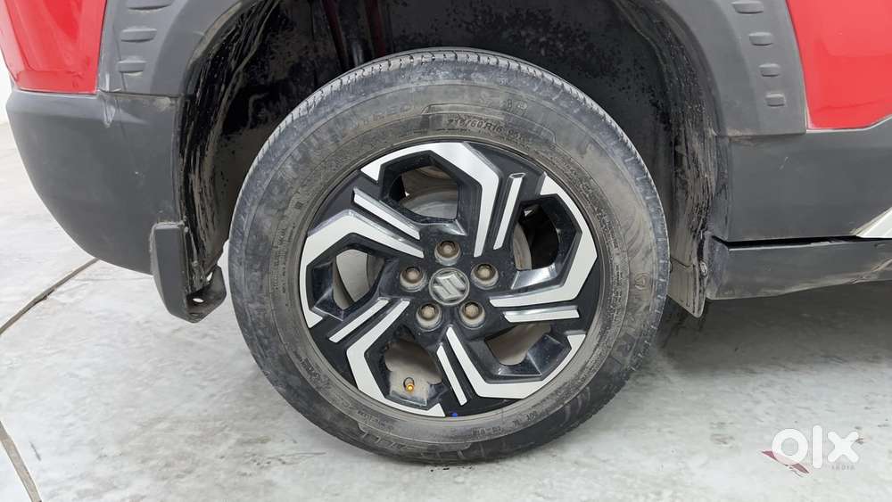 Maruti Suzuki Vitara Brezza 1.5 Zxi Plus Dual Tone, 2022, Petrol