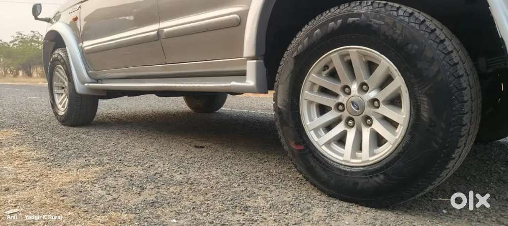 Ford Endeavour 2004