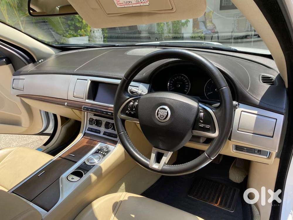Jaguar Xf 2.2 Diesel 2013 Year