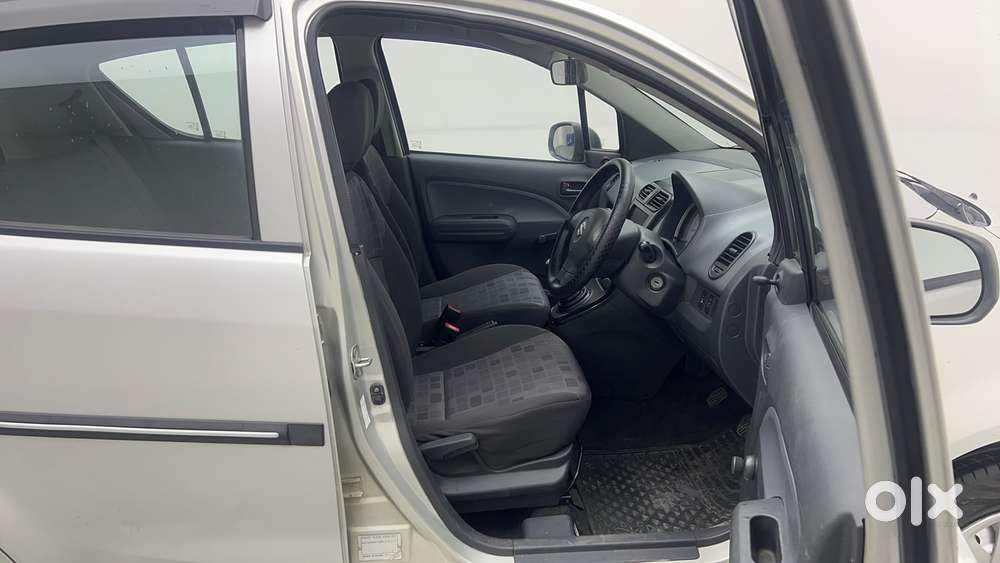 Maruti Suzuki Ritz Lxi, 2013, Petrol