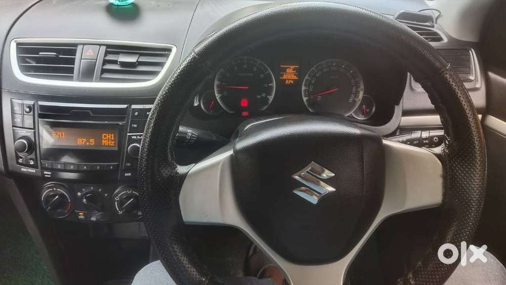 Maruti Suzuki Swift Vxi 1.2 Abs Bs-iv, 2017