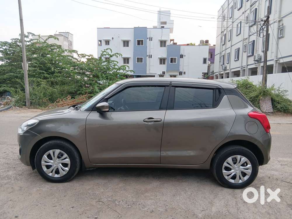 Maruti Suzuki Swift Vxi + Manual, 2022, Petrol