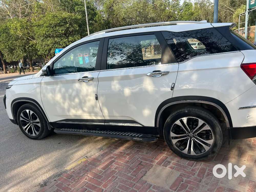 Mg Hector Plus Sharp Diesel Mt Turbo 7 Seater