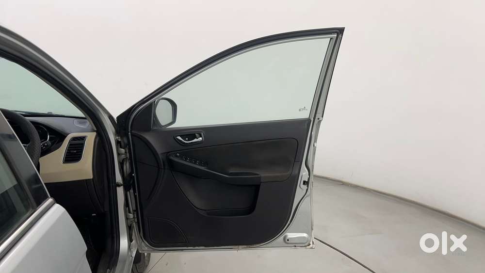 Tata Zest Revotron 1.2 Xt, 2017, Petrol