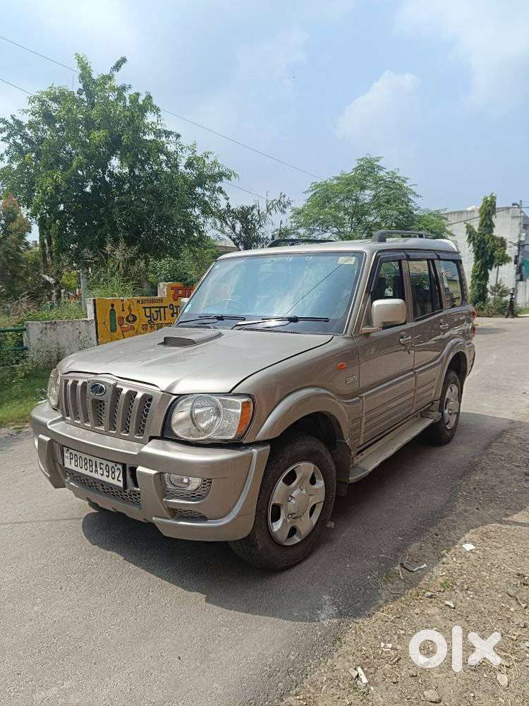 Mahindra Scorpio Vlx 4wd Abs At Bsiii, 2007, Diesel