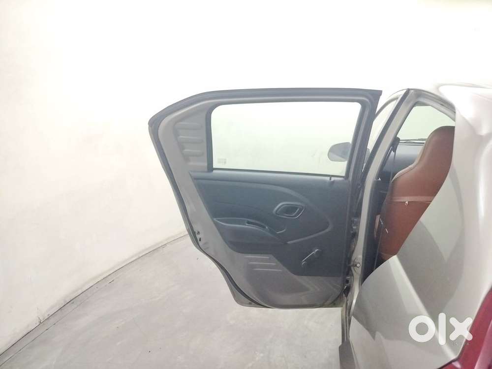 Datsun Redigo 1.0 S, 2017, Petrol