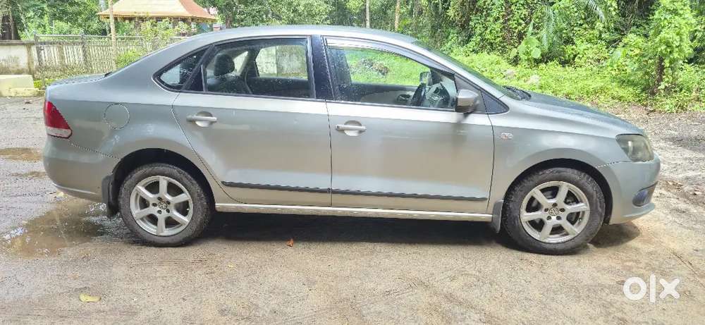 Volkswagen Vento Highline 2013 Petrol Manual