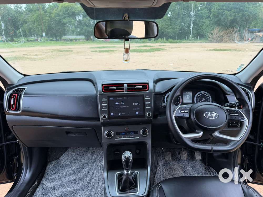 Hyundai Creta 1.5 S Plus Knight Diesel Dual Tone, 2023, Diesel