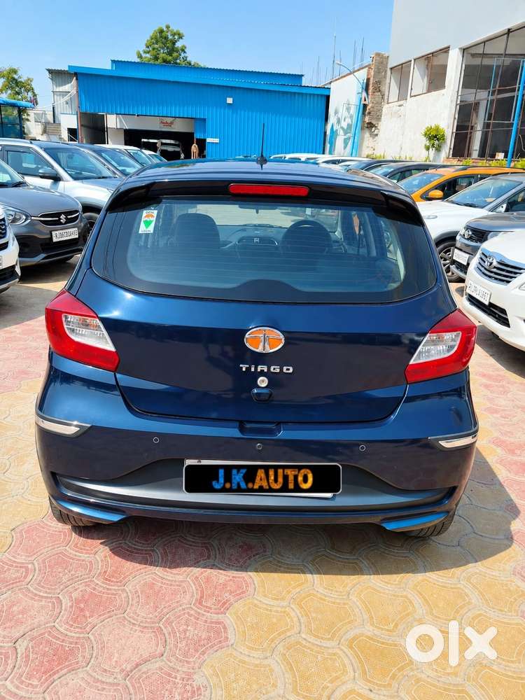 Tata Tiago 1.2 Revotron Xt (o), 2022, Petrol