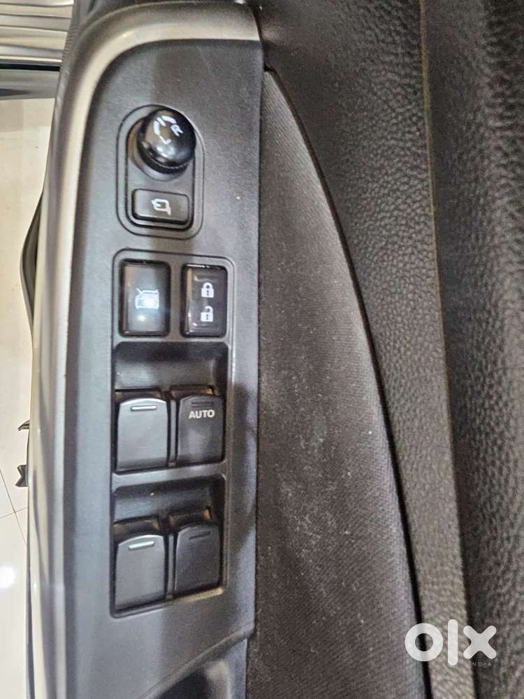 Maruti Suzuki Swift Zxi Plus Dual Tone, 2022, Petrol