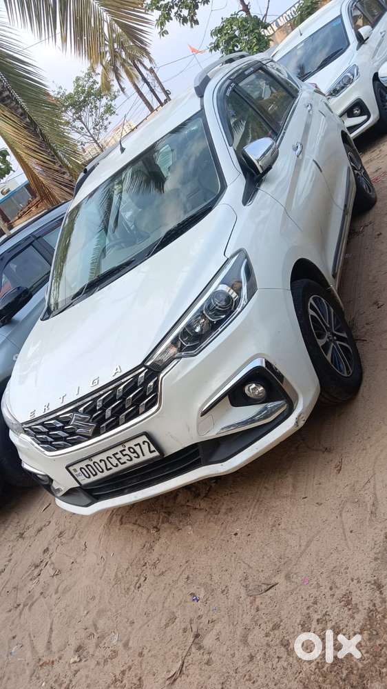Maruti Suzuki Ertiga 2022-2023 Zxi, 2023, Cng & Hybrids