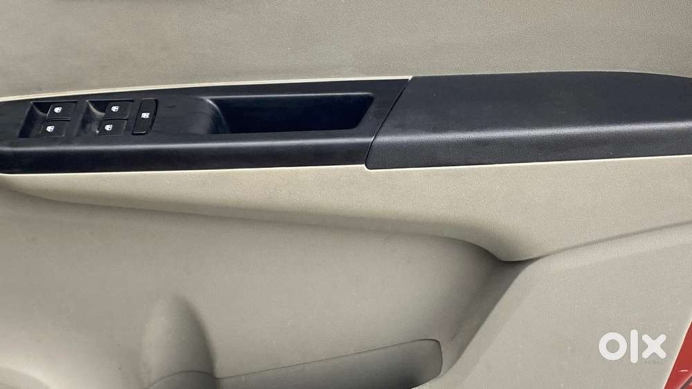 Mahindra Kuv 100 2016-2017 Mfalcon G80 K4, 2016, Petrol