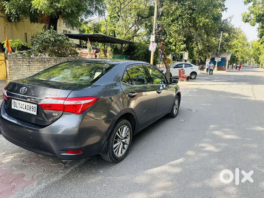 Toyota Corolla Altis 2013-2017 1.8 Limited Edition, 2014, Petrol