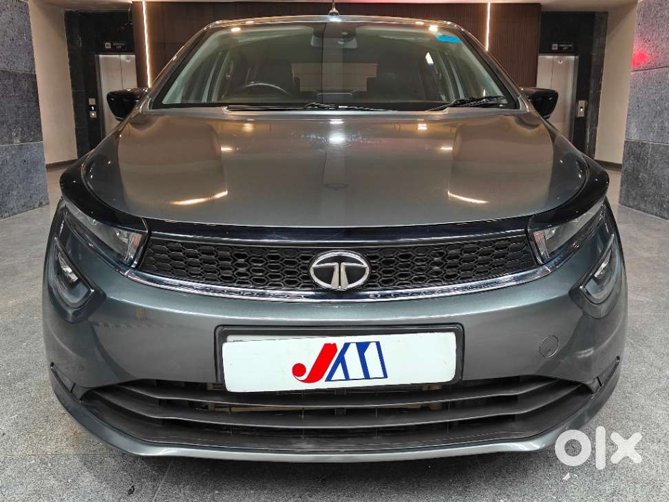 Tata Altroz 1.2 Xza Petrol Dct, 2022, Petrol