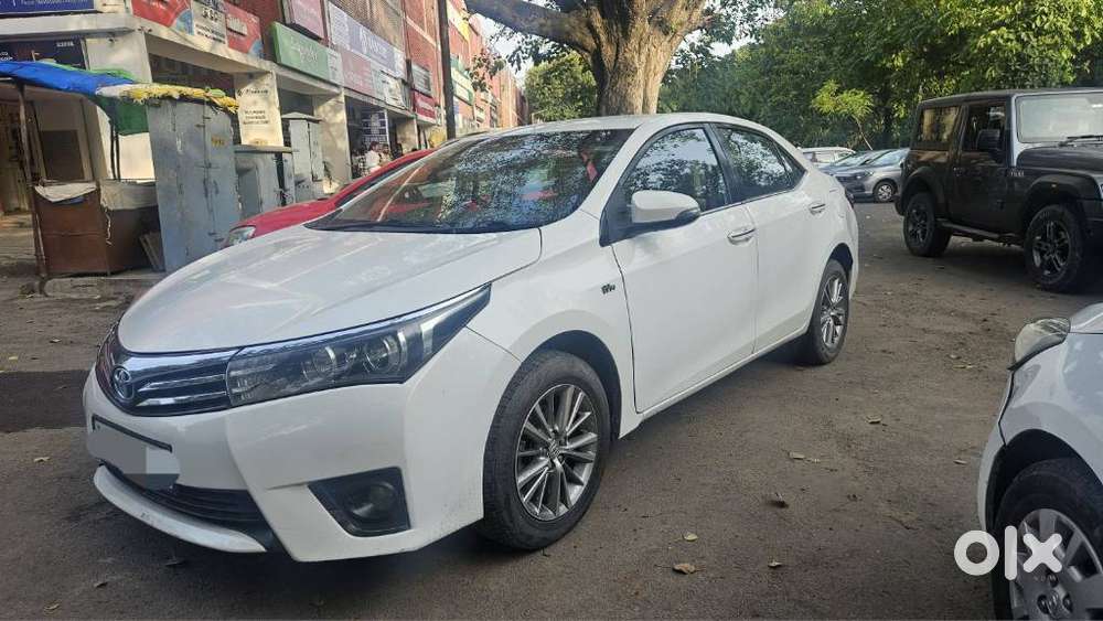 Toyota Corolla Altis Vl At, 2015, Petrol