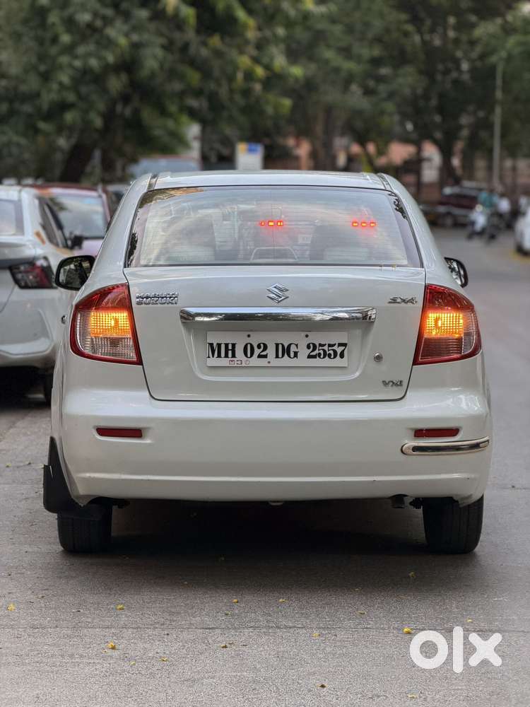 Maruti Suzuki Sx4 Vxi Bsiv, 2013, Petrol