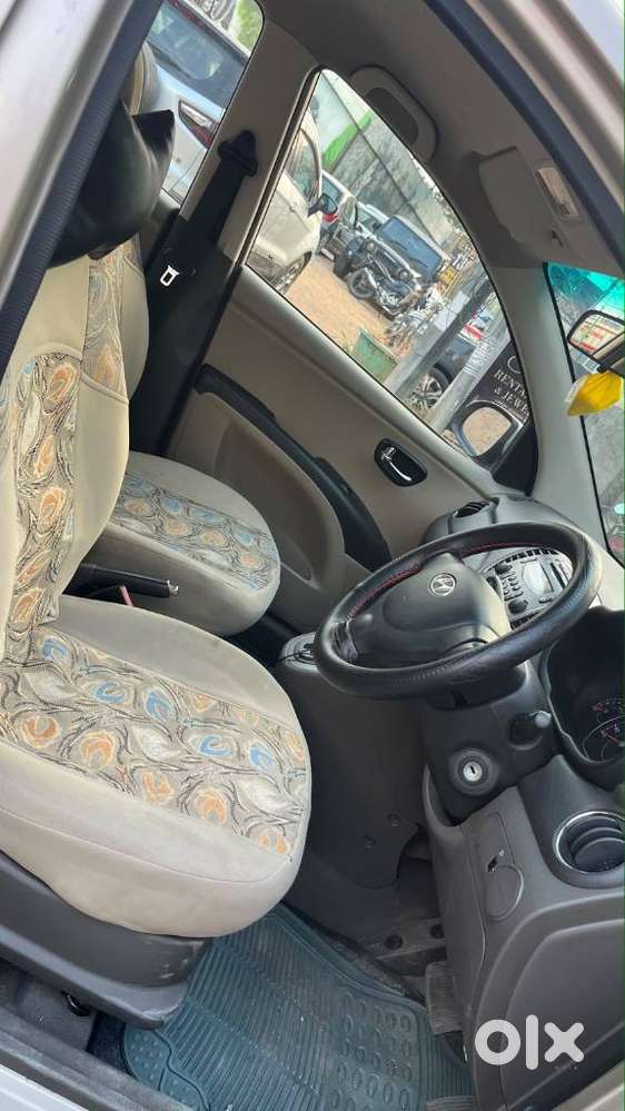 Hyundai I10 Sportz At, 2010, Petrol