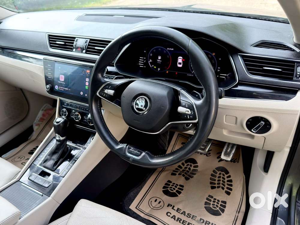 Skoda Superb 2.0 L&k Tsi At, 2022, Petrol